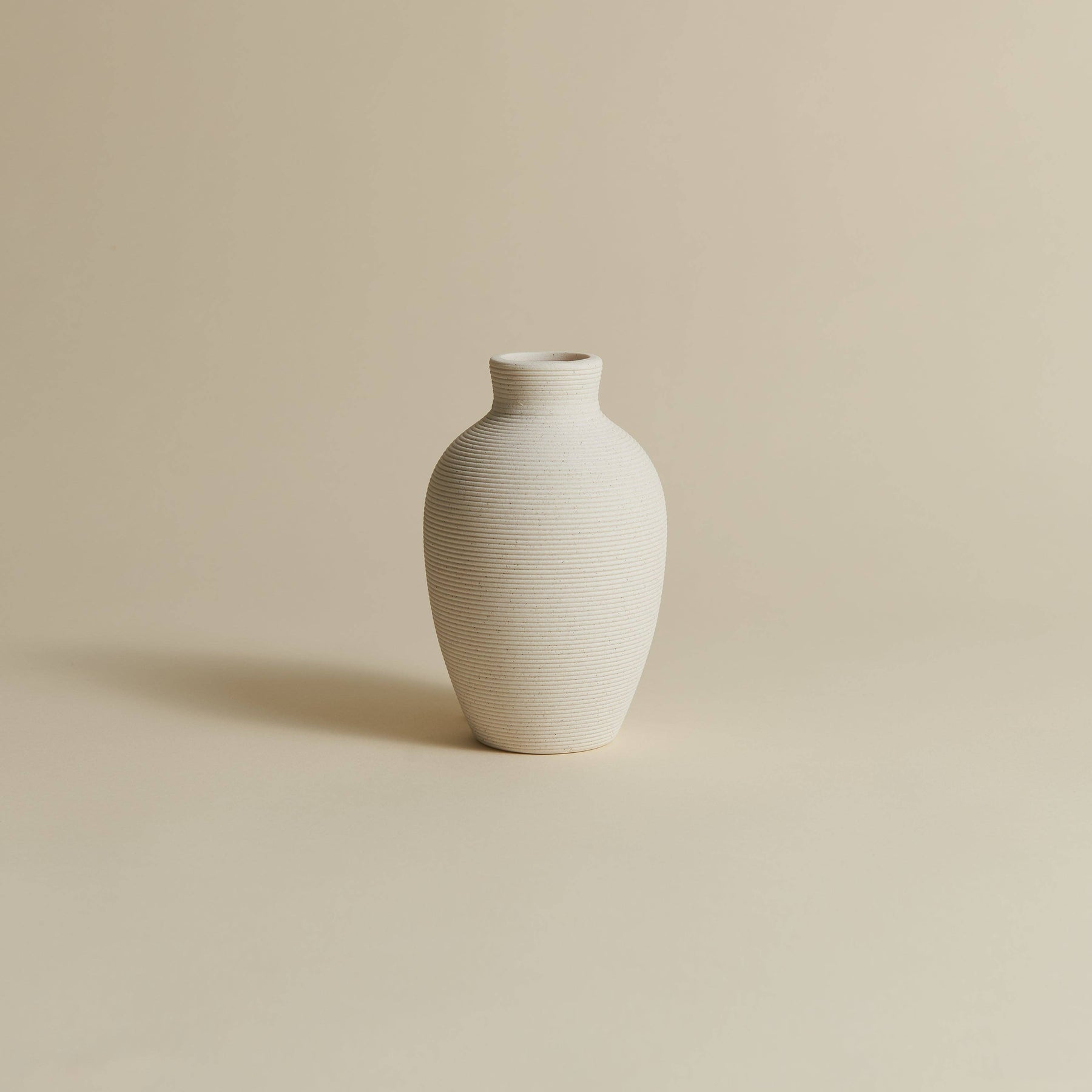 Hand-Ribbed Curvy Vase